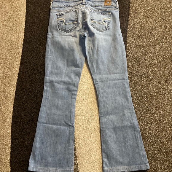 AE Artist Jeans size 2 Short - Picture 2 of 7